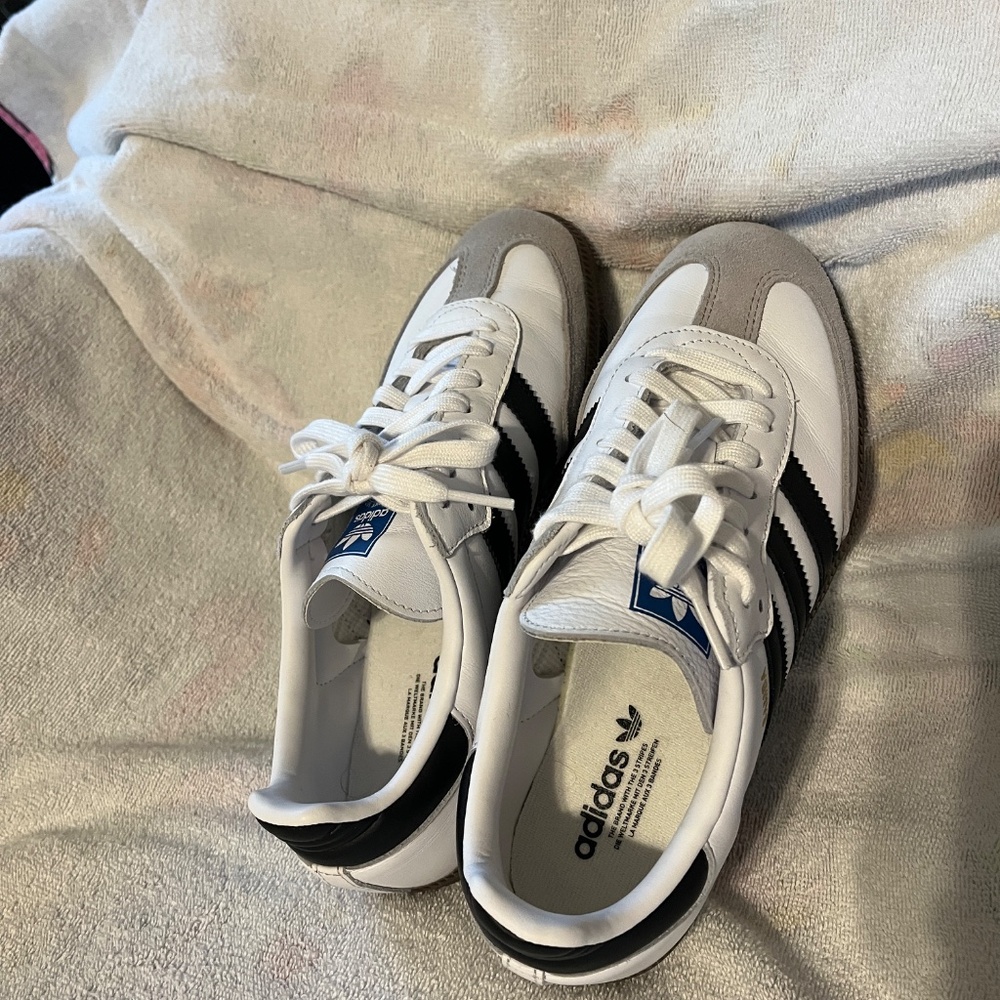 Adidas Samba Wms Sz 7 (mens 6) Blk/Wht